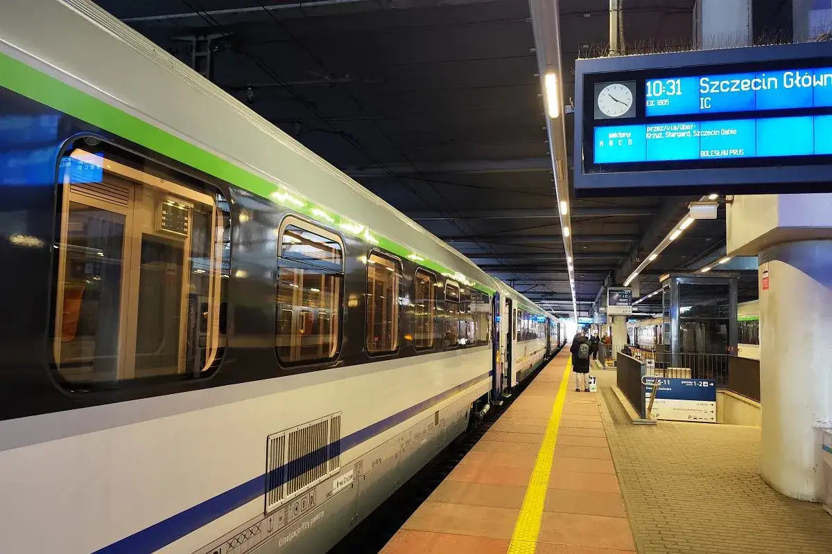 Jak dojechać do Szczecina? Poradnik: Samochód, pociąg, autobus