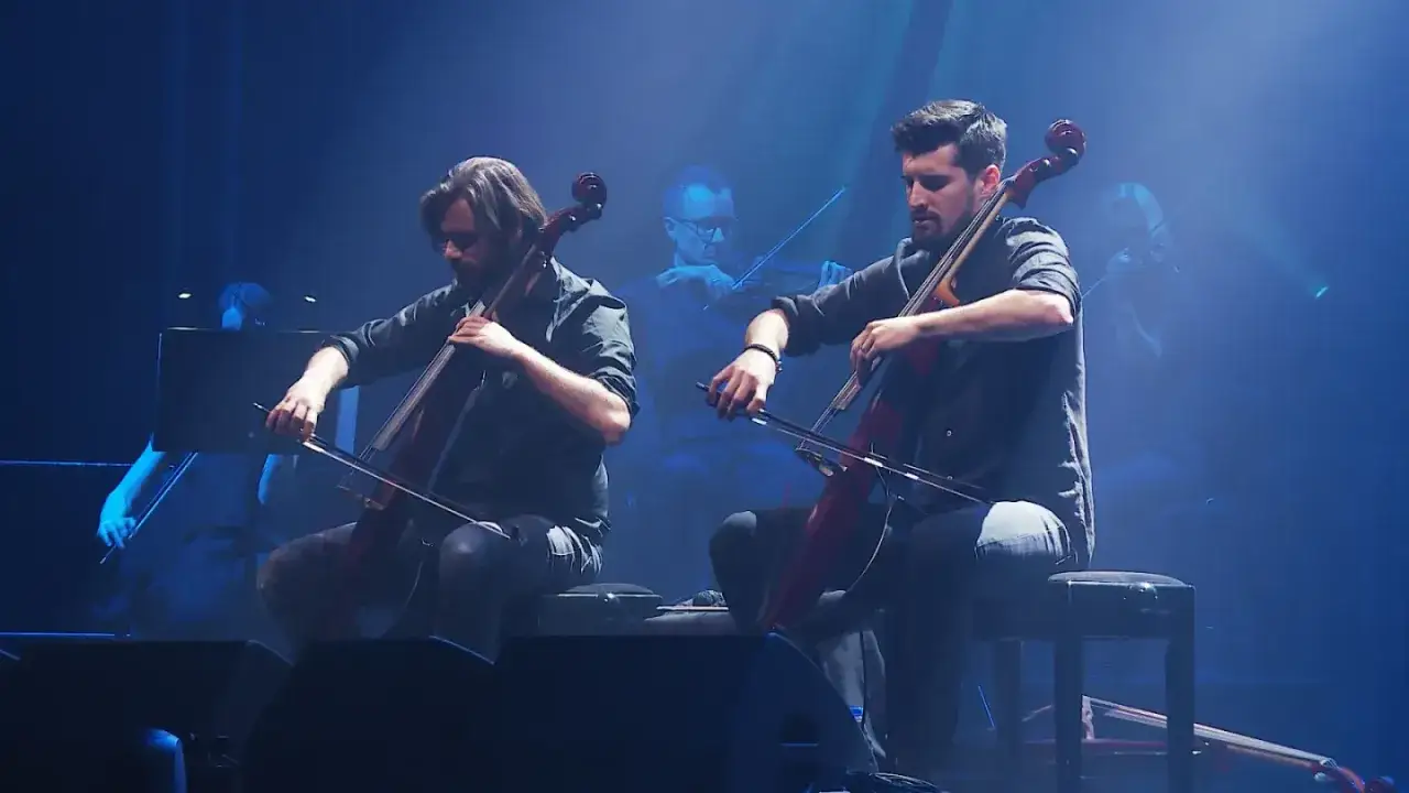 Ile trwa koncert 2Cellos? Oczekiwania i zaskoczenia podczas występu