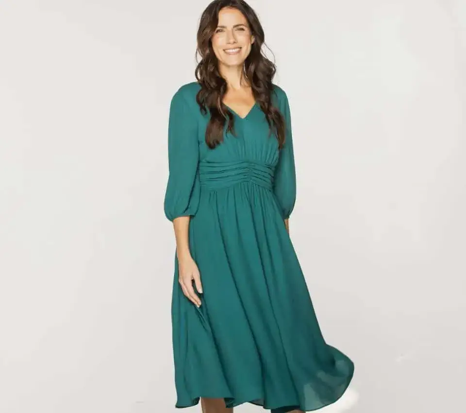 Jak się ubrać do teatru Capitol, by zachwycić i nie popełnić błędu