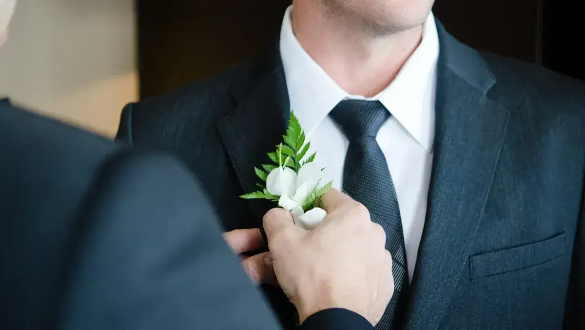 Co robi świadek na ślubie w kościele? Kluczowe obowiązki i wskazówki