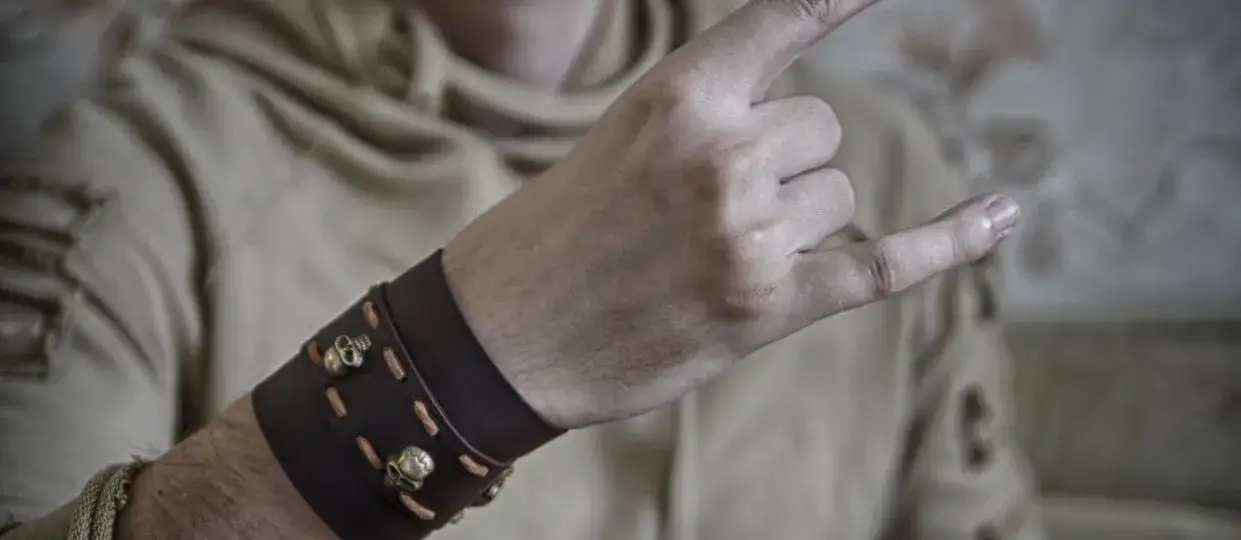 Czy słuchanie piosenek z przekleństwami to grzech czy tylko kontrowersja?