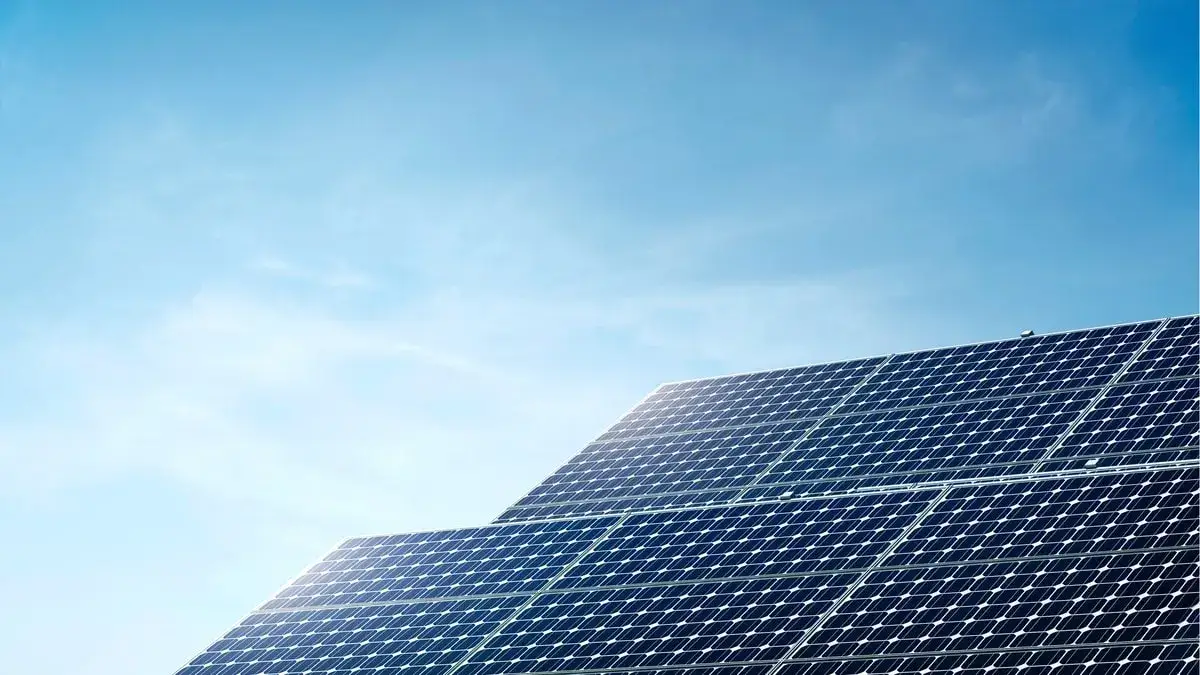 Ile naprawdę kosztuje fotowoltaika? Sprawdź ukryte koszty i oszczędności