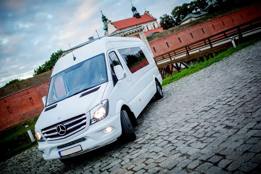 Ile kosztuje autokar do Londynu? Sprawdź ceny i oferty teraz