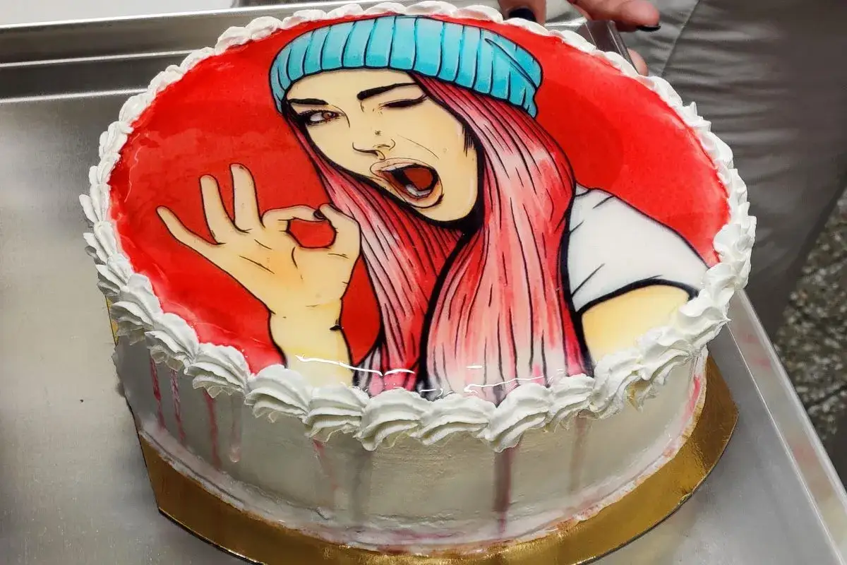 Jak zrobić zdjęcie na tort? Poradnik: druk, aplikacja, triki!