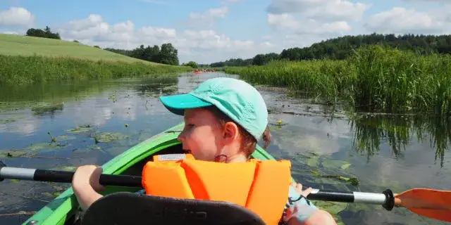 Spływ kajakowy Ostróda - najlepsze trasy i porady dla każdego