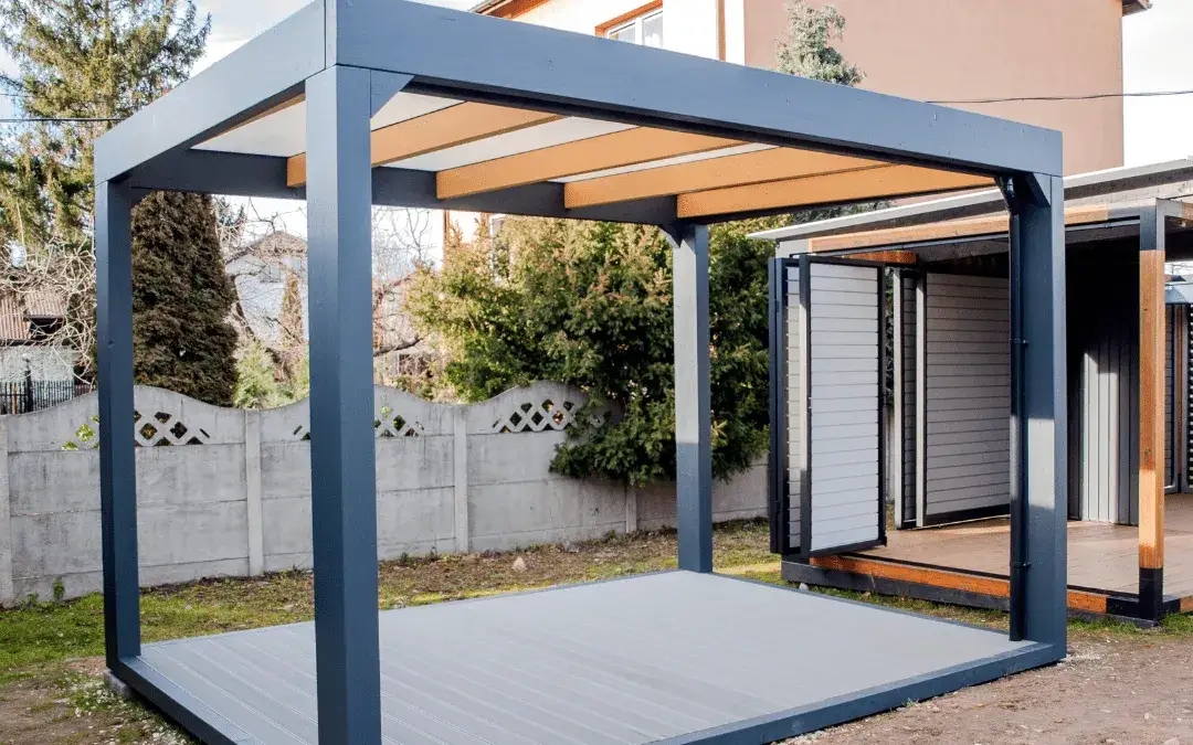 Ile kosztuje zadaszenie tarasu z poliwęglanu? Poznaj ukryte koszty