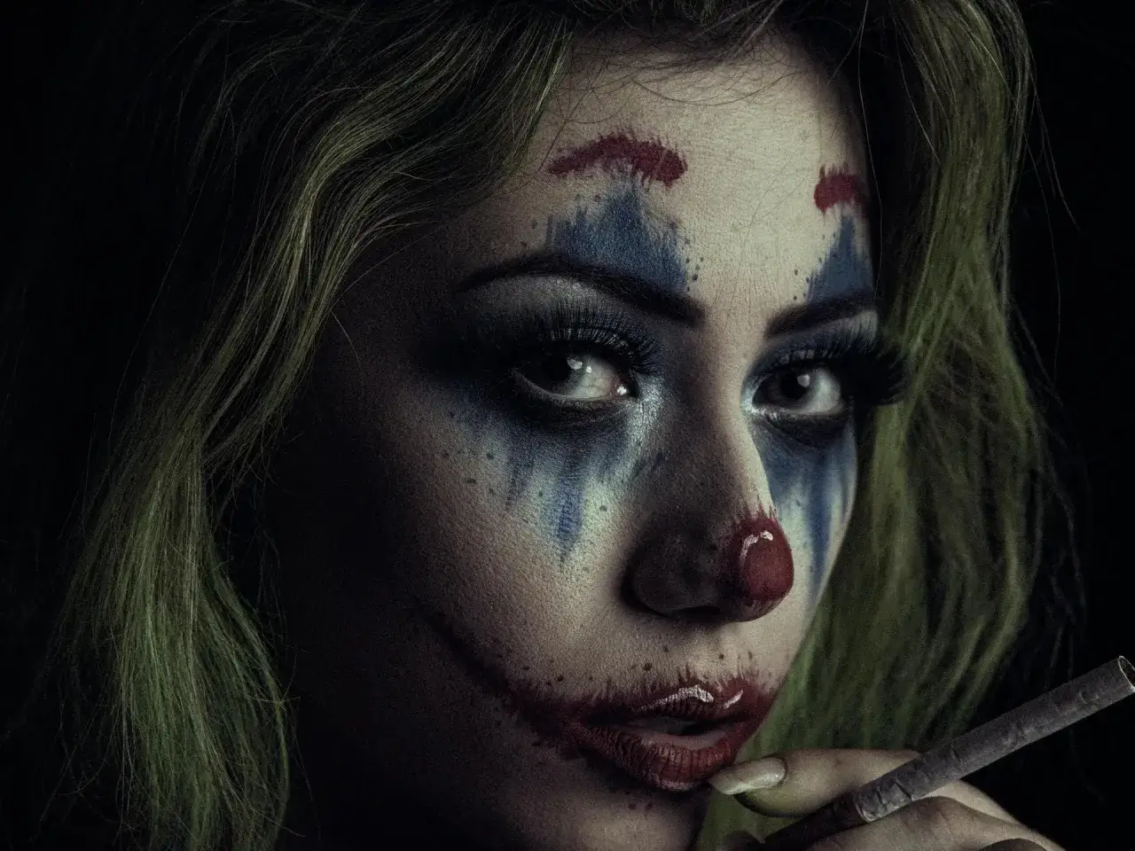 Joker Make-up schminken: Schritt-für-Schritt-Anleitungen & Tipps