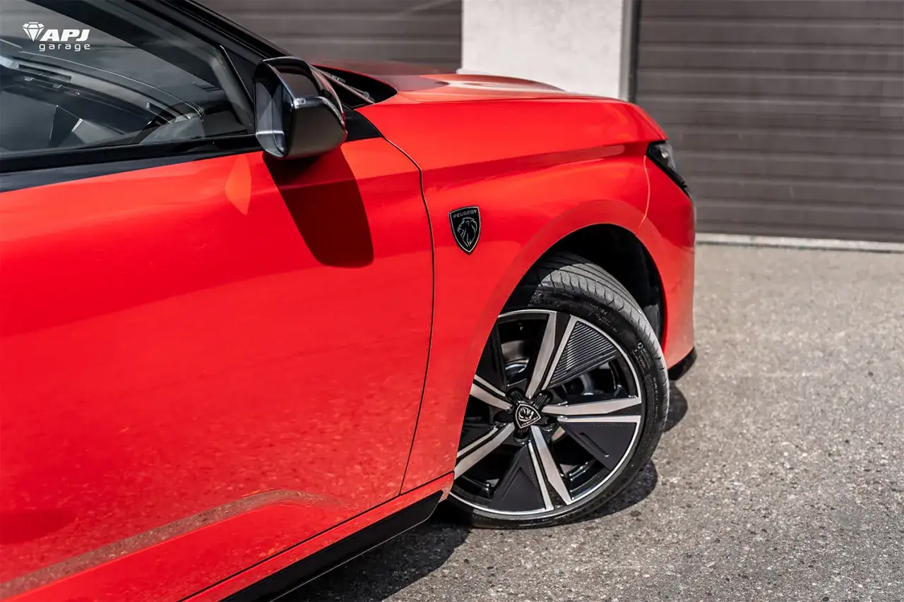 Ile razy można polerować auto? Poznaj limit i chroń lakier!