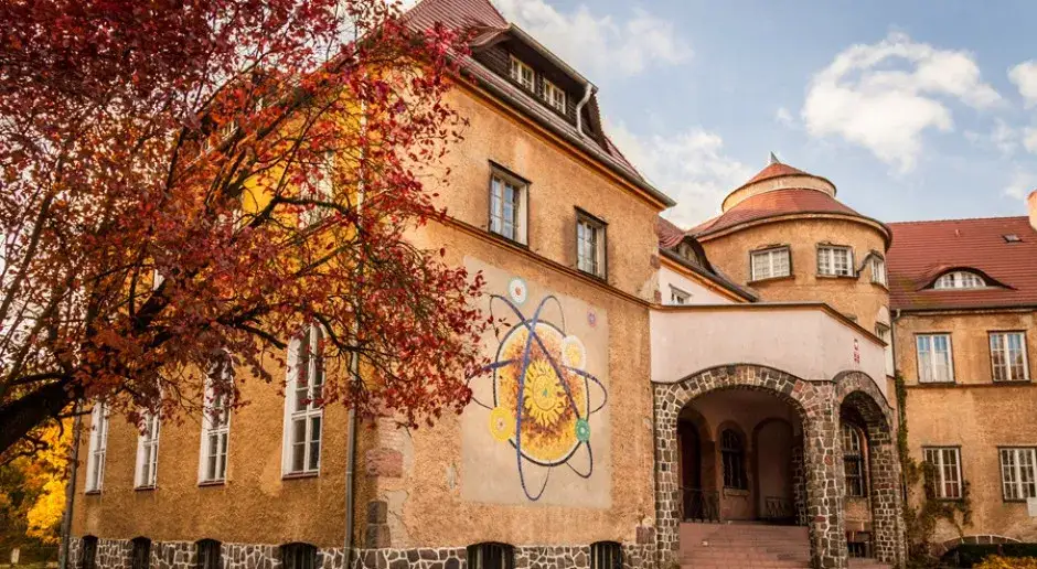 Ośrodek wychowawczy: Kiedy to rozwiązanie i jakie masz alternatywy?