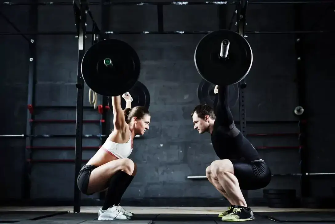 CrossFit dla początkujących: Zacznij mądrze i uniknij kontuzji