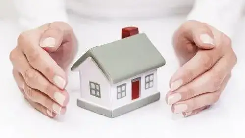 Ile kosztuje ubezpieczenie mieszkania w bloku? Sprawdź, co wpływa na ceny