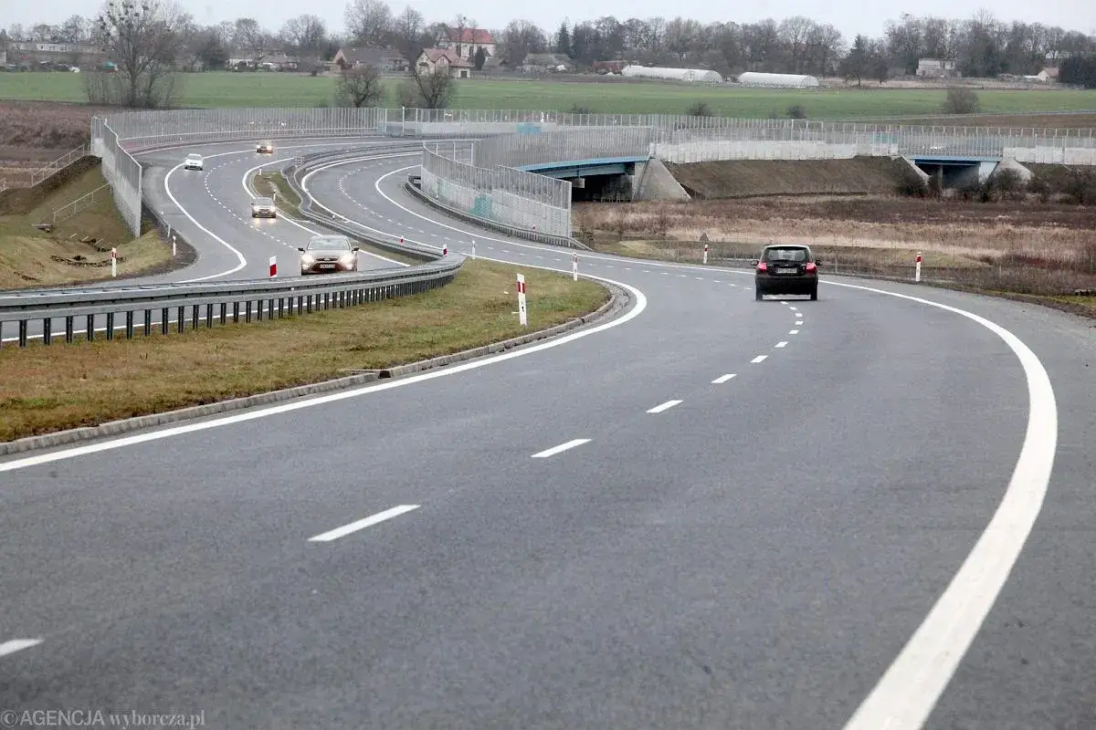 Trasa Warszawa Kołobrzeg: A1/S6 czy A2/S11? Wybierz najlepszą!