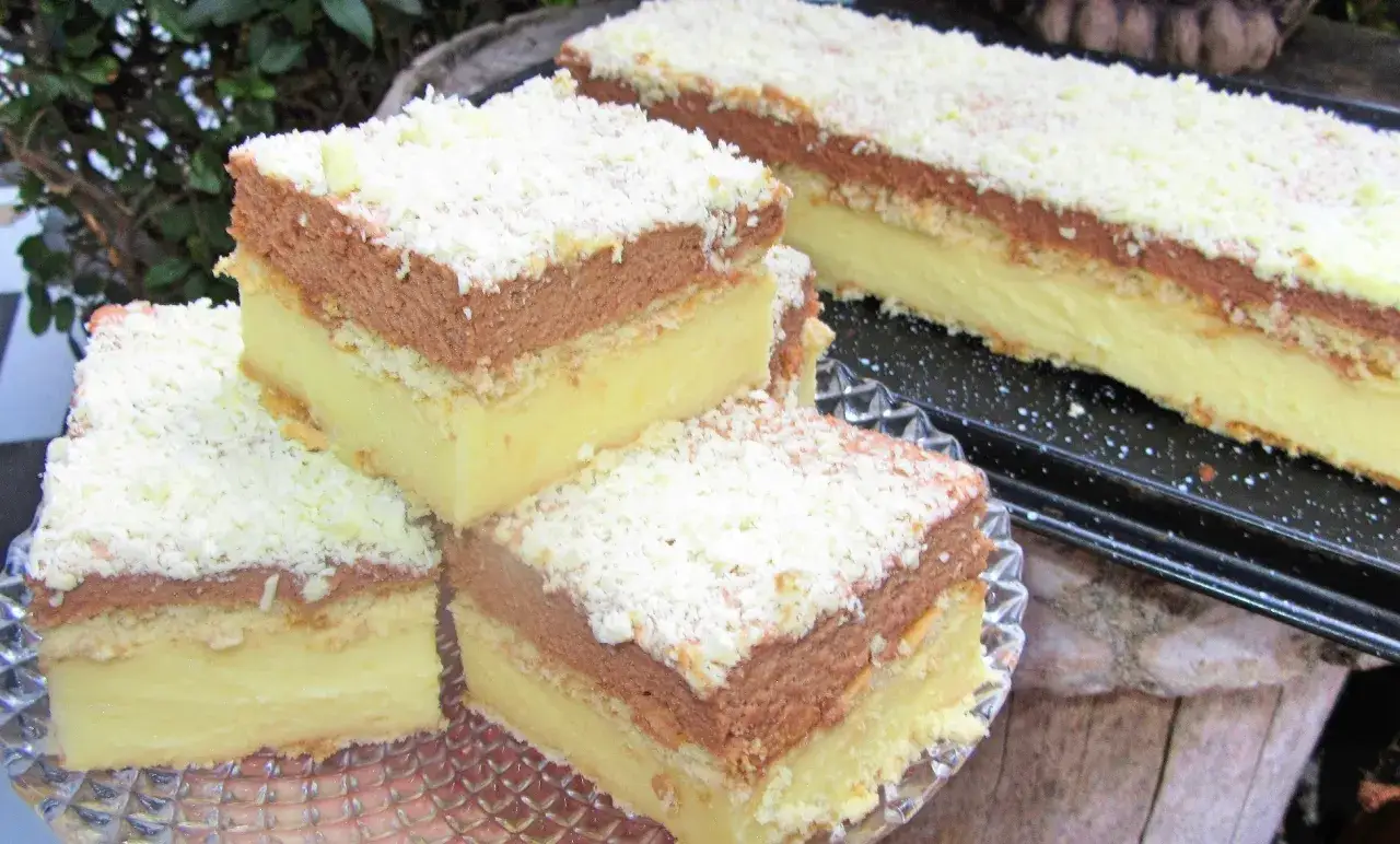 Pyszne ciasto napoleon, idealne na każdą okazję. Ten przepis na ciasto napoleon zachwyci każdego!