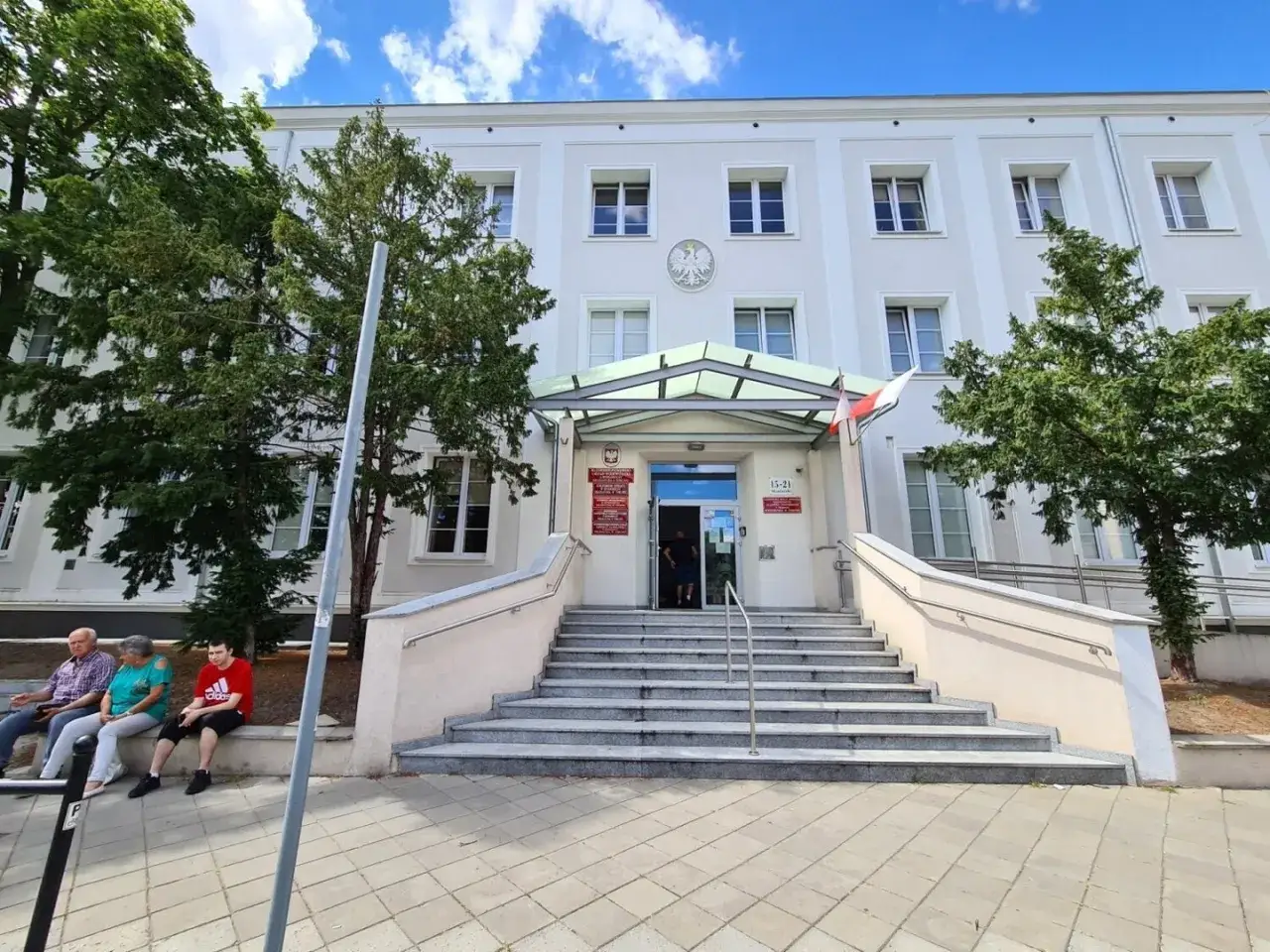 Paszporty gdzie się wyrabia: Sprawdź najlepsze miejsca w Polsce