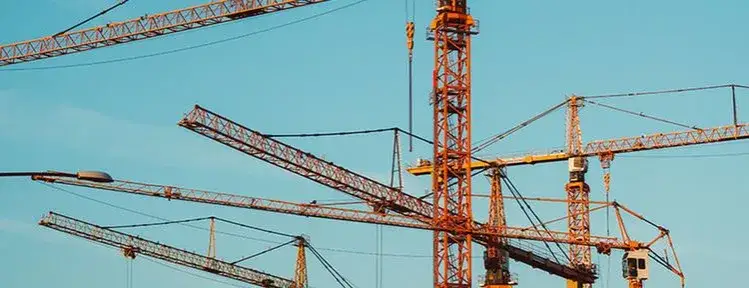 Czy deweloper może podnieść cenę? Poznaj swoje prawa i zasady