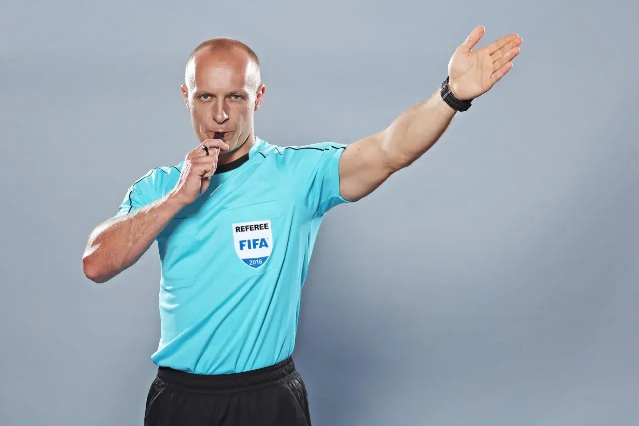 Sędzia Szymon Marciniak arbitrem w rozpoczęciu rundy najwyższej klasy rozgrywkowej!