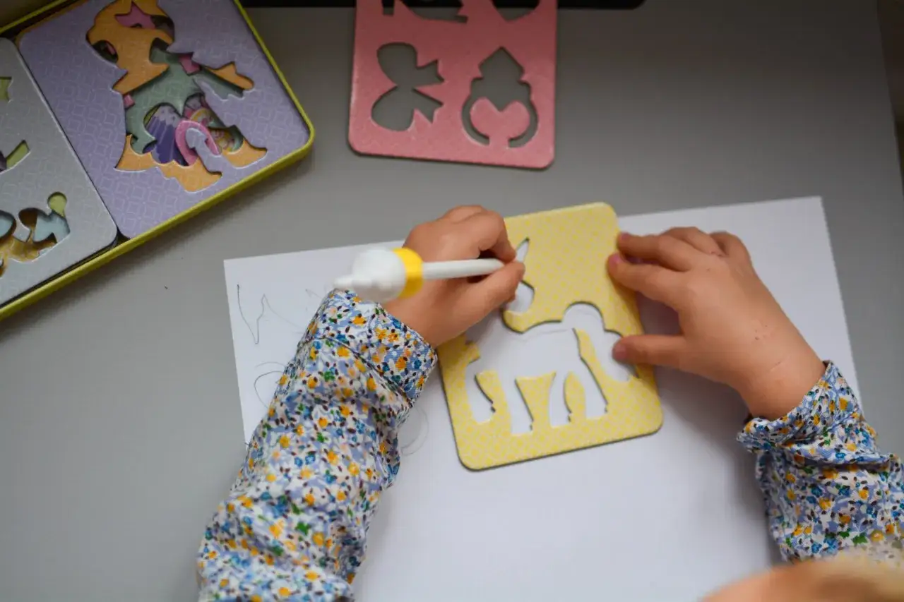 Zabawki dla niewidomych - jak wspierają rozwój i naukę dzieci