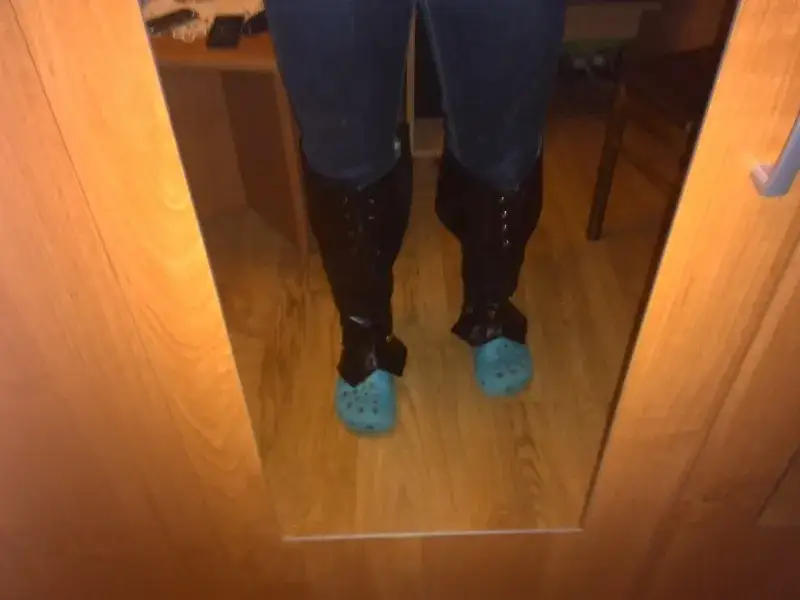 Jak zrobić buty pirata - prosty sposób na efektowne obuwie