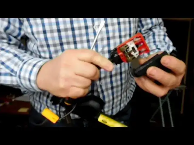 Jak rozebrać zatrzask pasa? Napraw go sam krok po kroku!