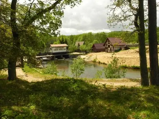 Dworek Paraszyno - odkryj jego fascynującą historię i atrakcje