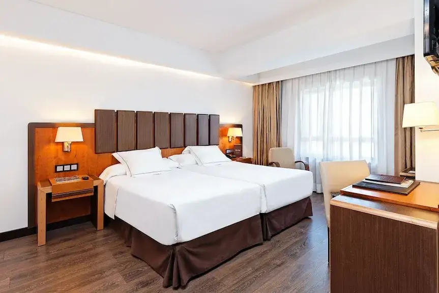 Hotel Claridge Madrid: ¿Tu hotel ideal en la capital? Guía experta.