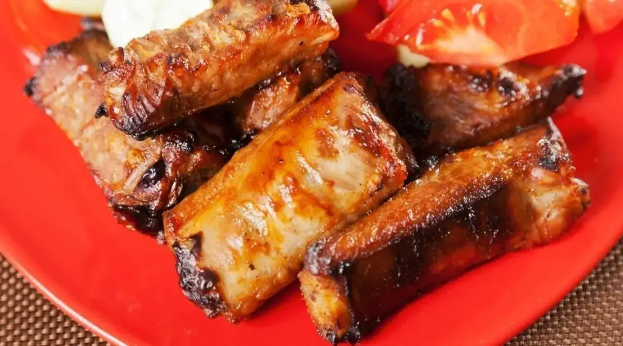 Żeberka BBQ "fall-off-the-bone": Mój przepis na idealną miękkość