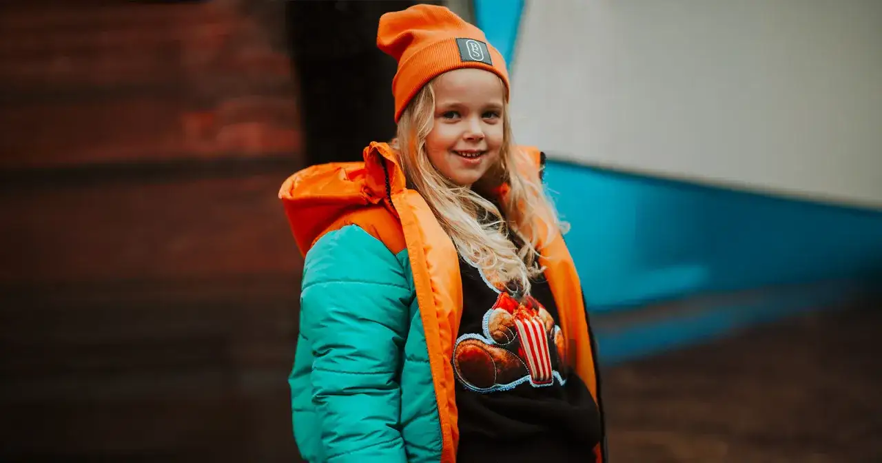 Czapki na narty dla dzieci: Wybierz mądrze! Komfort i bezpieczeństwo