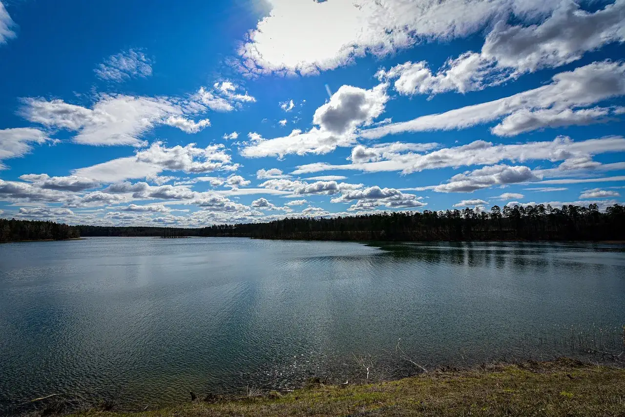 Mazury: Najpiękniejsze miejsca, ikony i ukryte perły. Co warto zobaczyć?