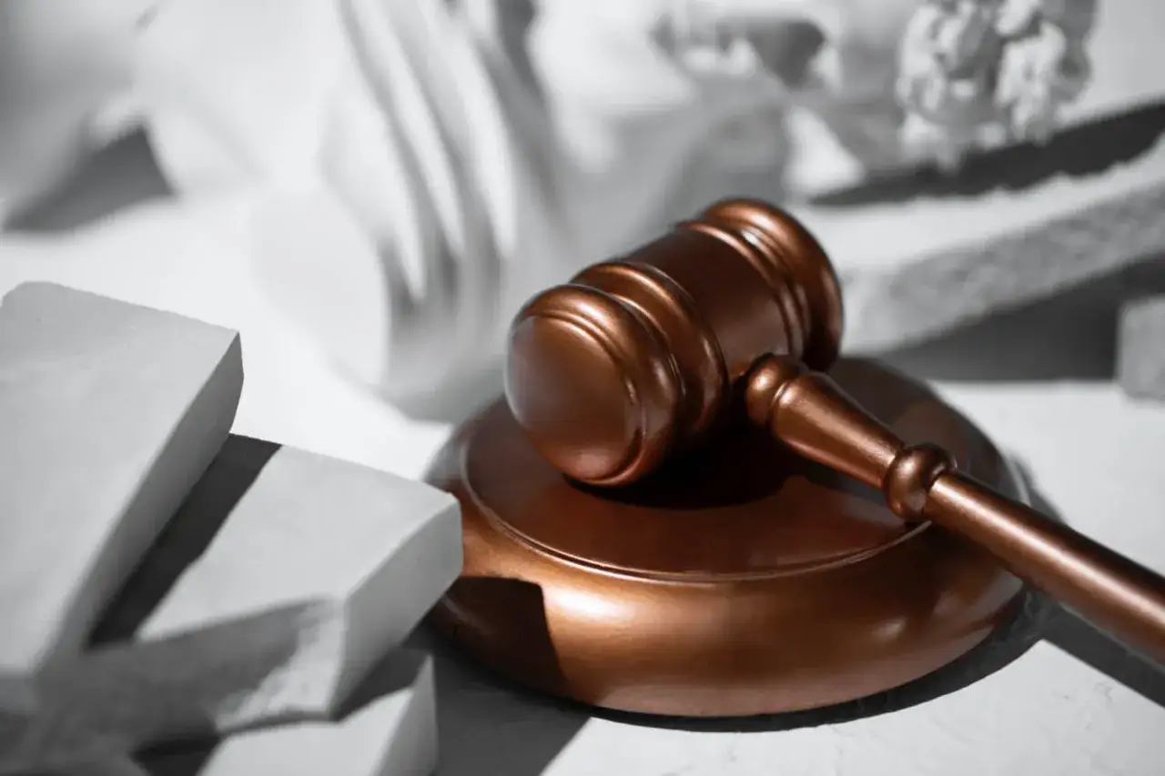 Twój wyrok sądu: Jak go znaleźć szybko w POSP, CBOSA i nie tylko.