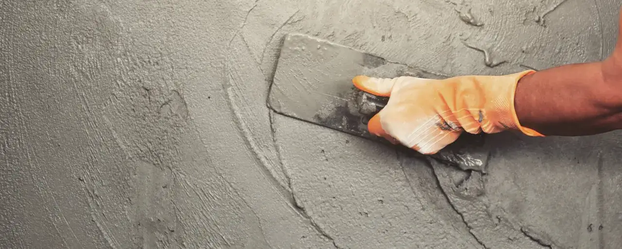 Ile cementu na 100m2 tynku? Sprawdź, aby uniknąć błędów w kosztach