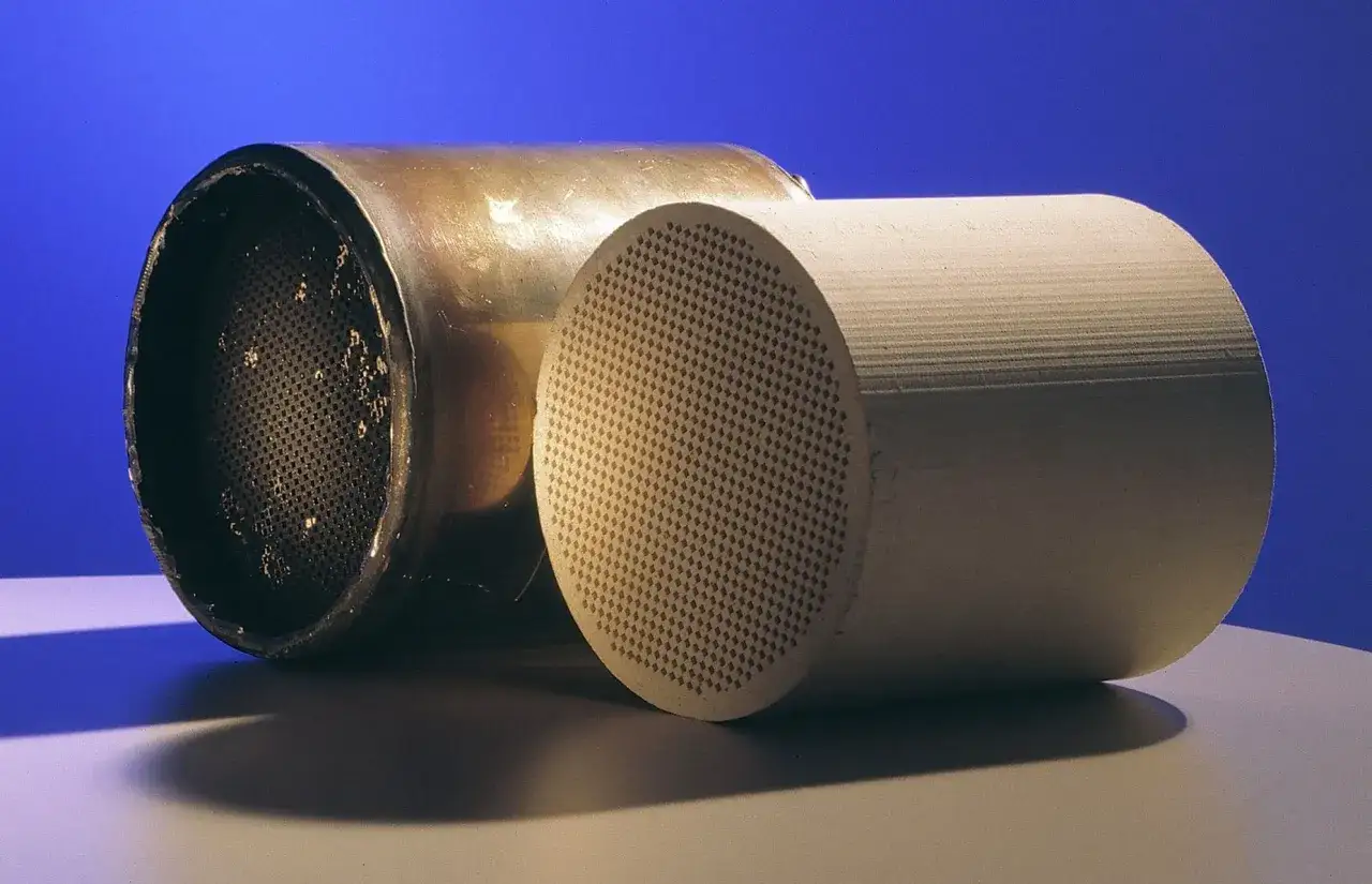 Wymuszone wypalanie DPF Toyota: Zrób to sam i oszczędź!