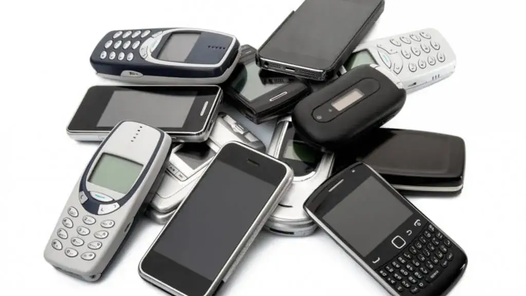 Sieć GSM – co to jest i jak zmienia nasze życie mobilne?