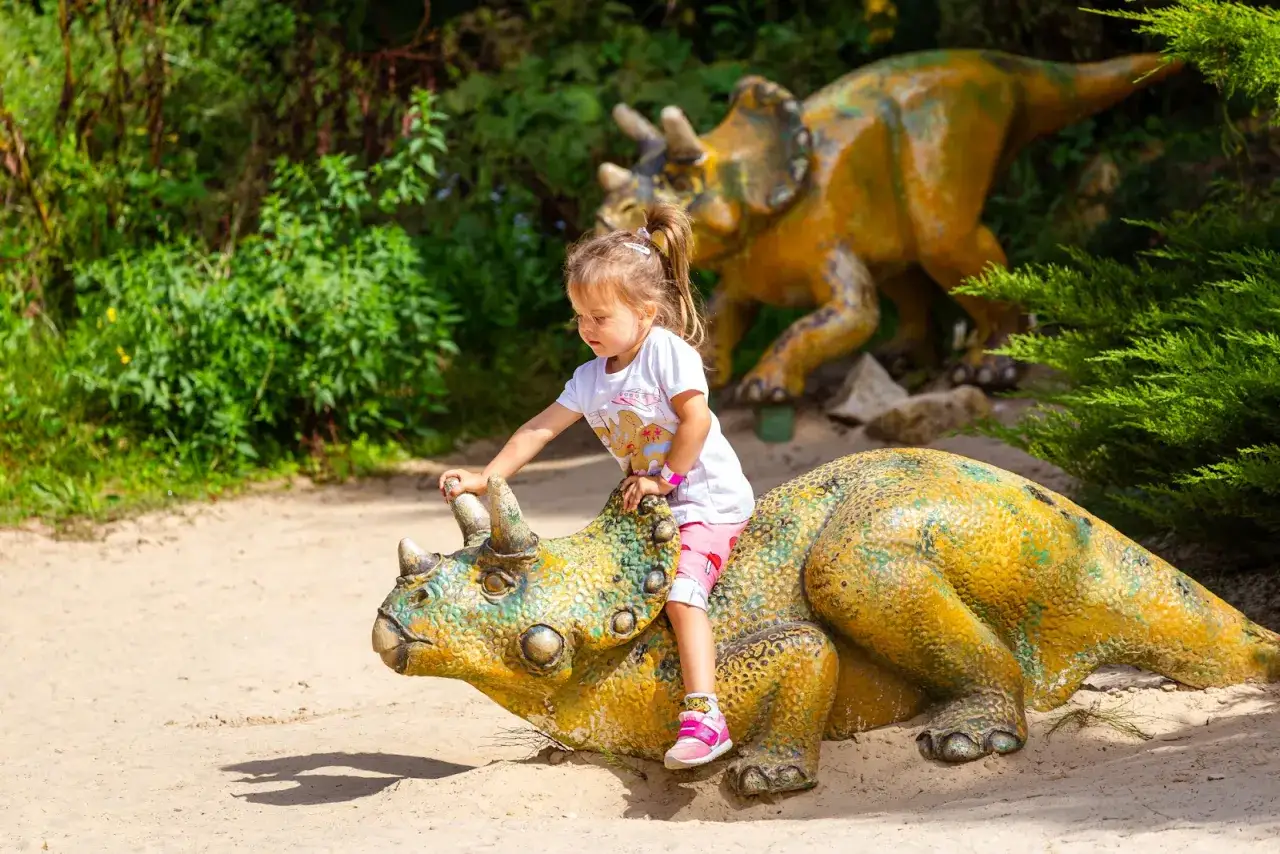 Świętokrzyskie: Co zobaczyć? Od Łysicy po dinozaury! Planuj wyjazd