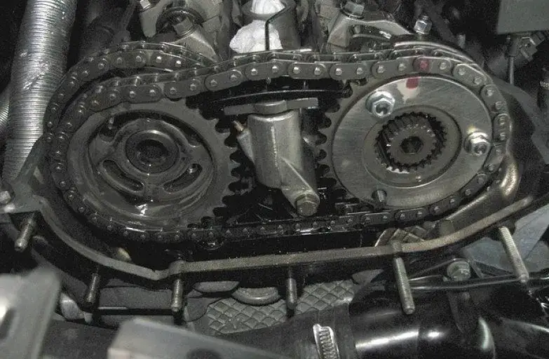 Moteur à chaîne ou courroie ? Faites le bon choix pour votre voiture