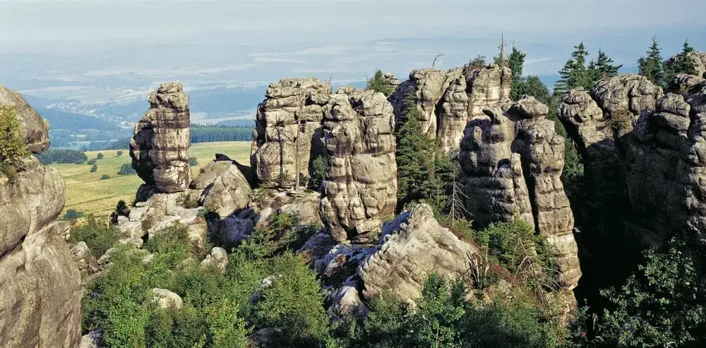 Gdzie najlepiej nocleg w Górach Stołowych? Odkryj komfort i przygodę