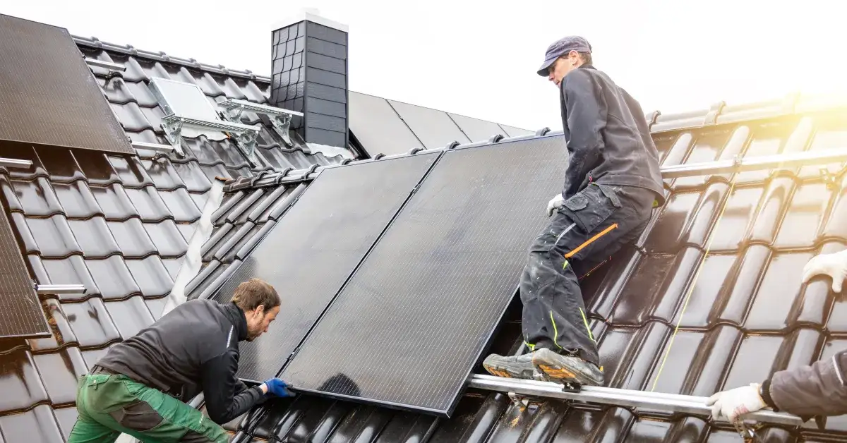 Rozbudowa fotowoltaiki: stare czy nowe zasady? Co musisz wiedzieć