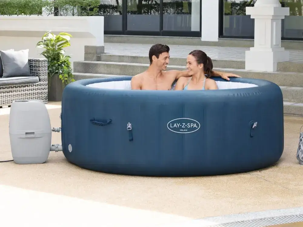 Najlepsze cechy jacuzzi Lay-Z-Spa Milan i gdzie je kupić tanio