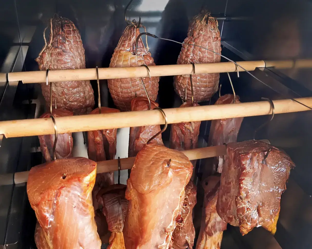 Wędzarnia ALWI grill - odkryj, jak wędzić i grillować z pasją