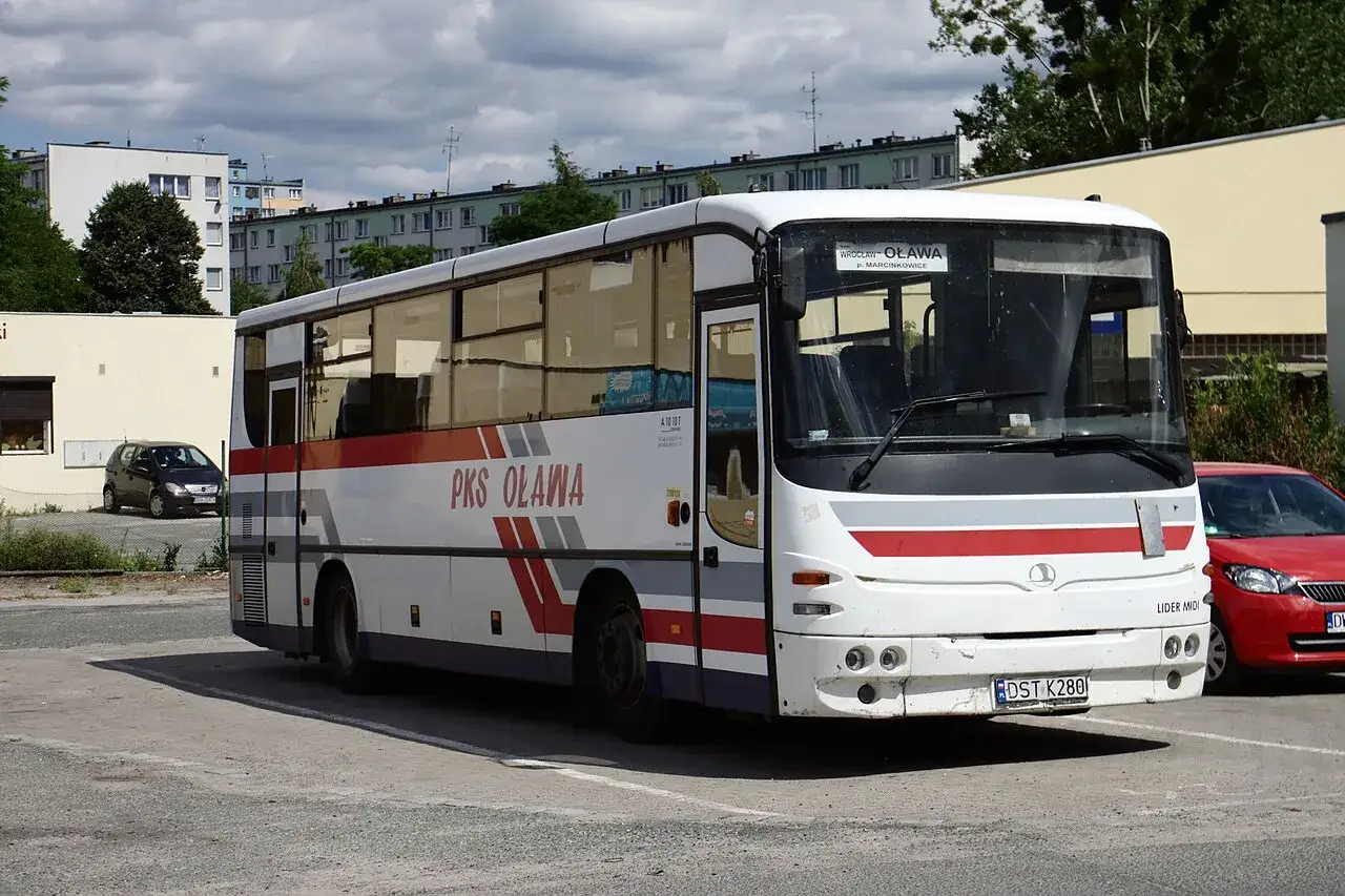 PKS Oława do Kłosowa: Jak znaleźć autobus i kupić bilet?