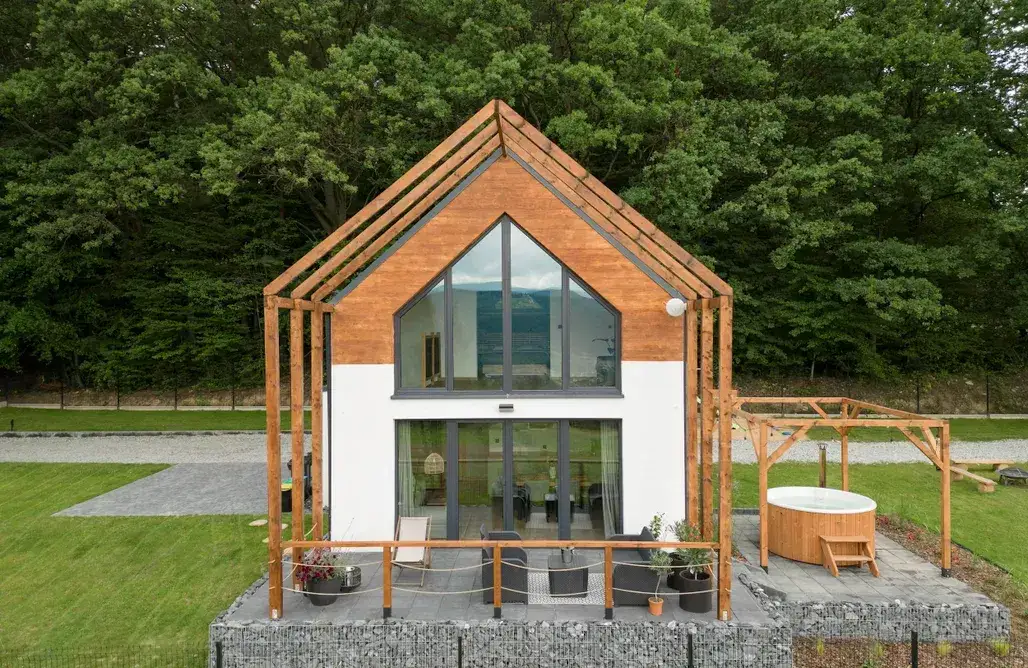 Noclegi nad jeziorem Śląskie: Twój przewodnik po idealnym urlopie