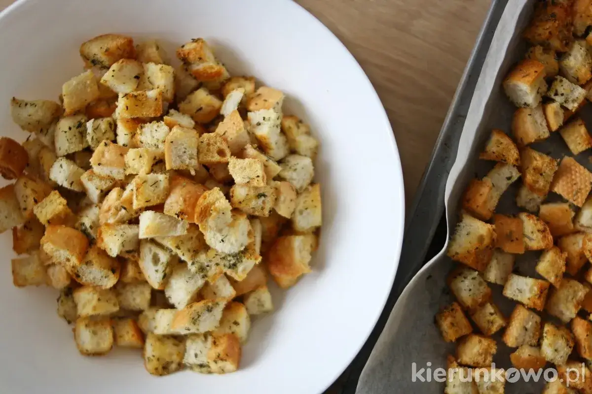 Najlepsze grzanki do zupy: Gdzie kupić i jak zrobić samemu?