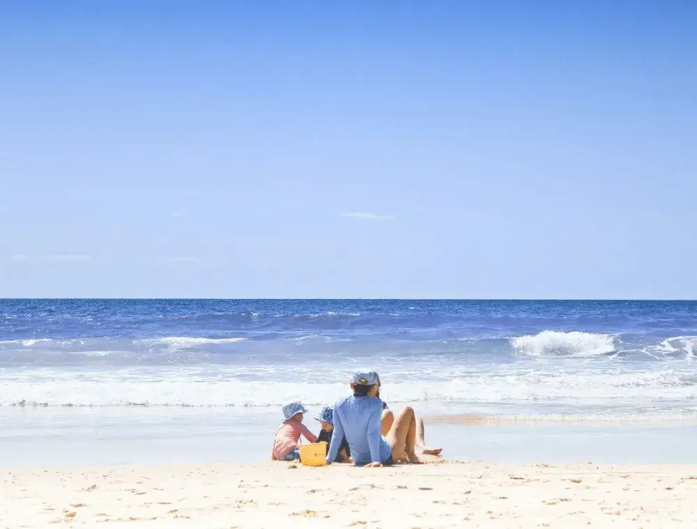Ciepłe kraje w lutym – gdzie uciec przed zimnem i cieszyć się słońcem