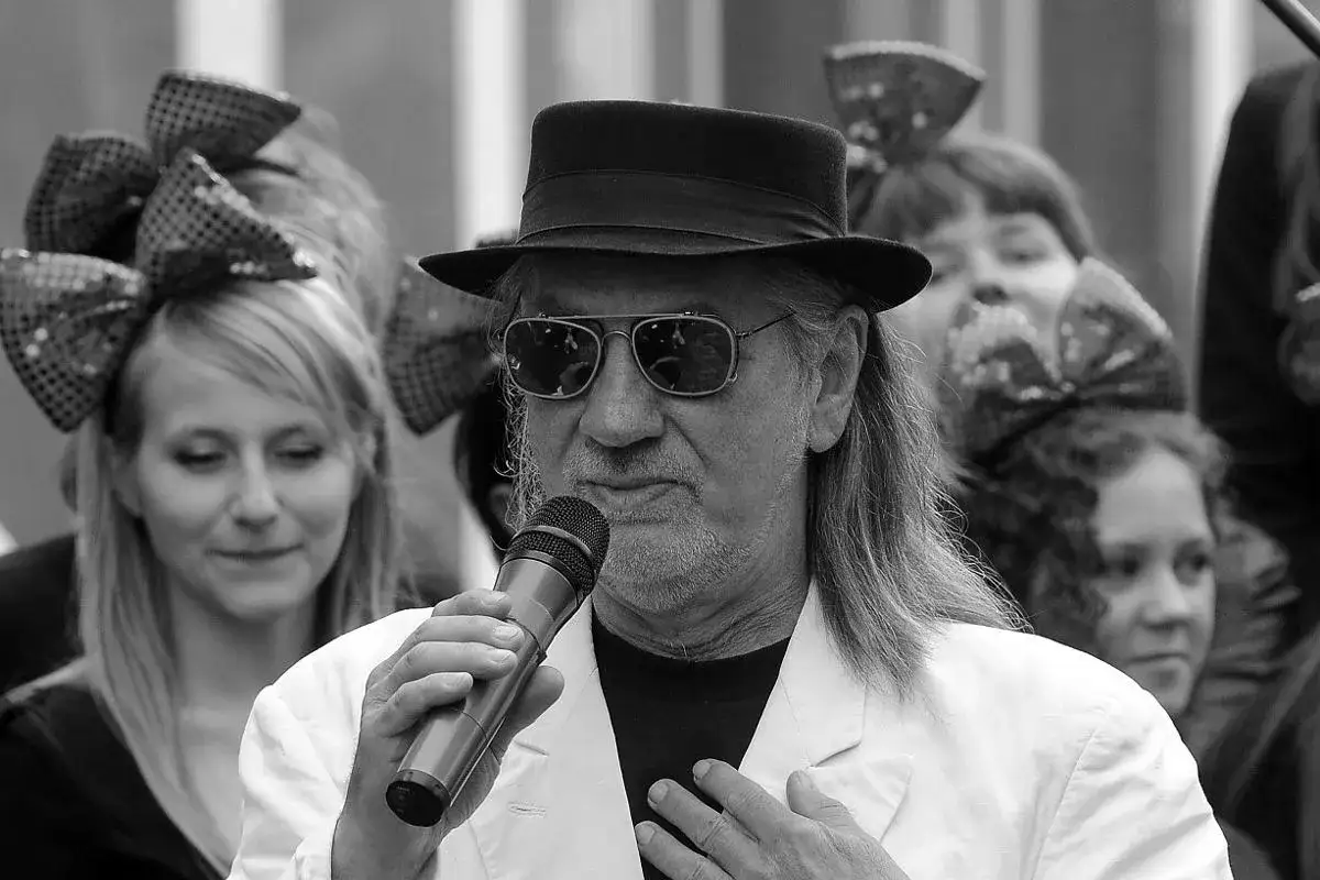 Kto śpiewa "Zielone wzgórza nad Soliną"? Prawda i mity!