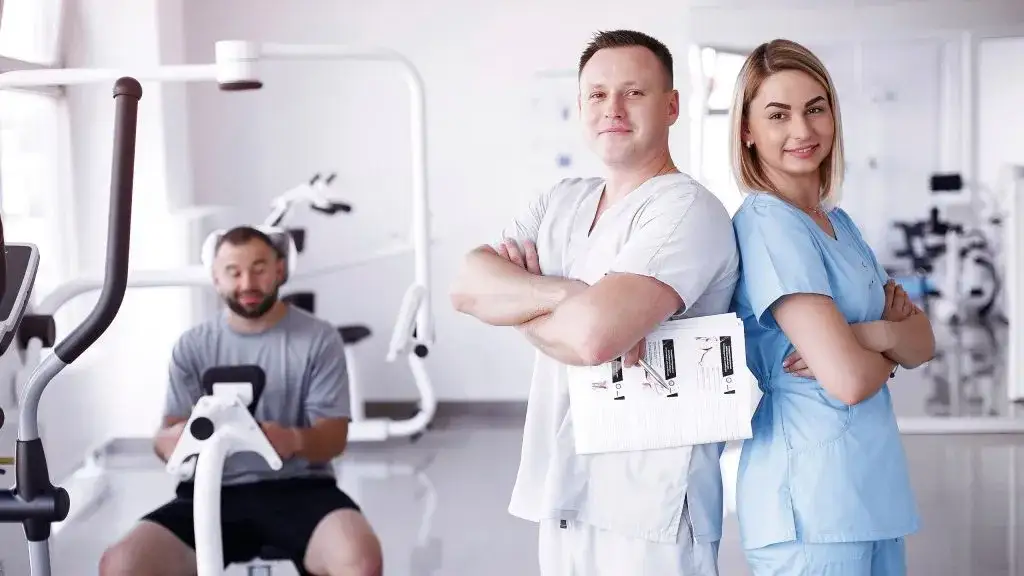 Studia magisterskie fizjoterapia do kiedy - nie przegap terminów rekrutacji