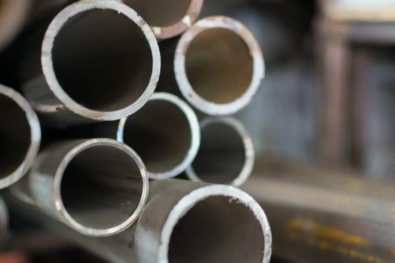 Rury stalowe zaciskowe do CO: Cena. Czy to opłacalna inwestycja?