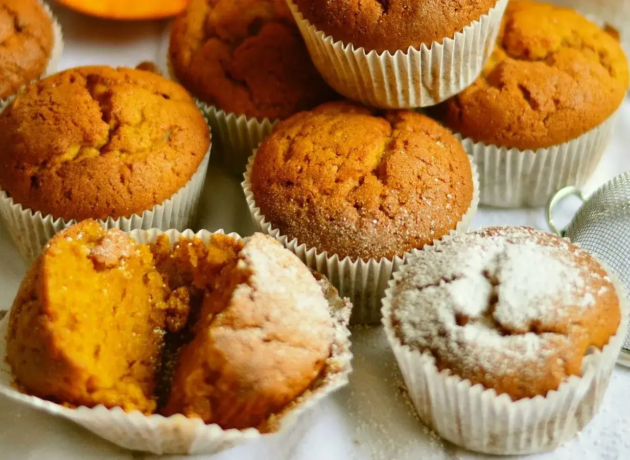 Jak piec babeczki w piekarniku - proste przepisy i cenne wskazówki