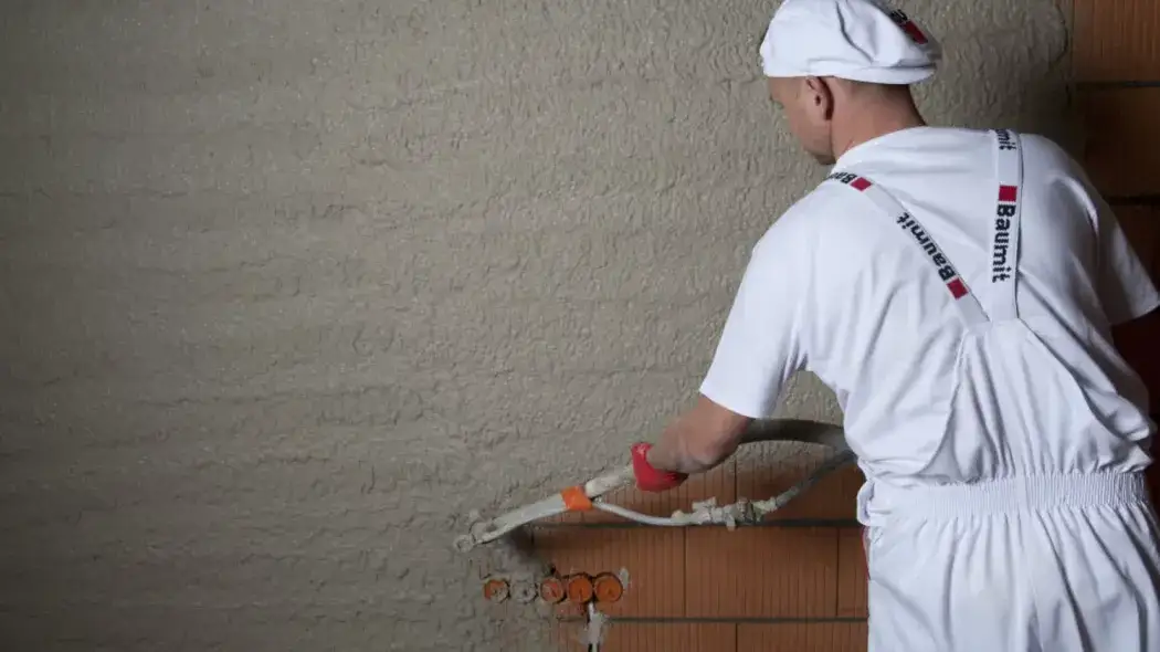 Jak skutecznie nakładać tynk maszynowy lekki – uniknij najczęstszych błędów
