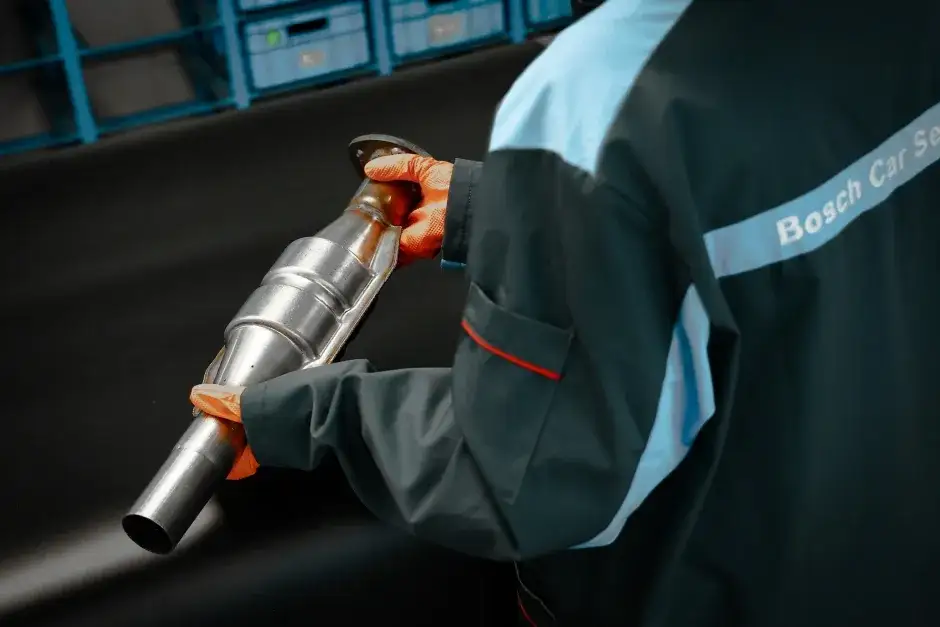 Filtr DPF: Kompletny przewodnik. Jak dbać i uniknąć awarii?