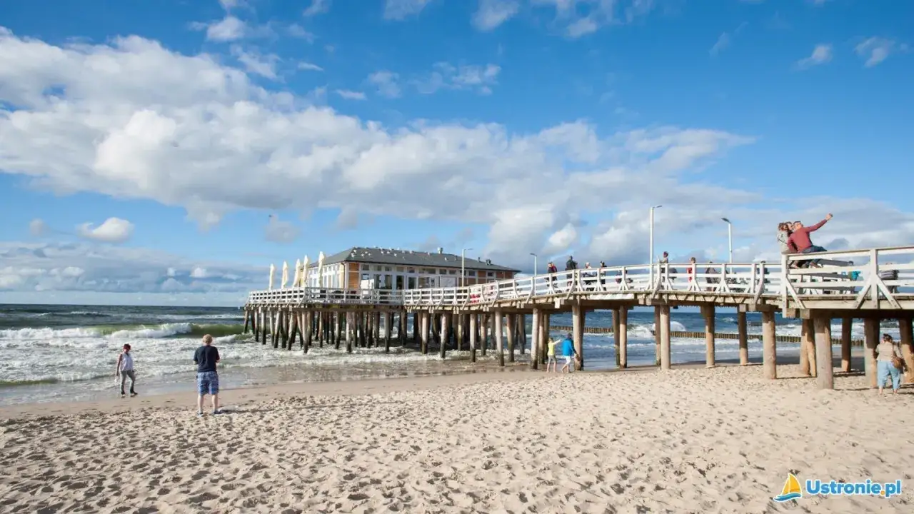 Ustronie Morskie: Co ciekawego poza plażą? Atrakcje dla każdego!