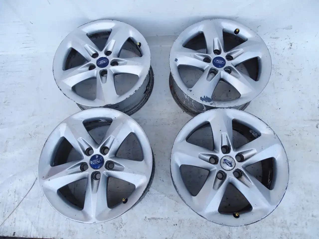 Idealne felgi do Forda Focus MK2: Unikaj kosztownych wpadek!